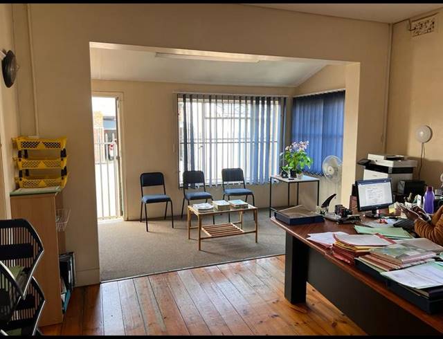 OFFICE FOR SALE IN PIETERMARITZBURG CENTRAL